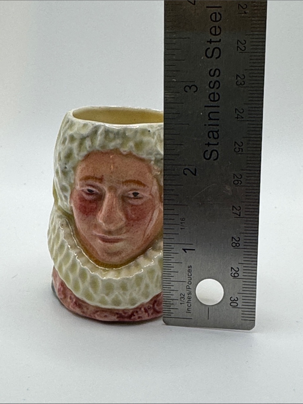 Vintage Lancaster & Sandland miniature "Queen Bess" Toby mug - Picture 12 of 12